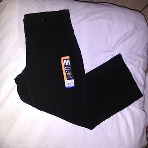 athletic works fit and flare capri